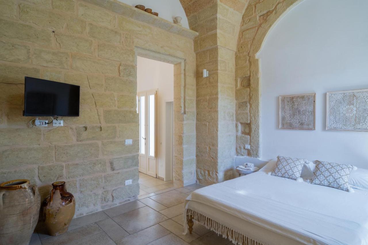 Li Perrini Boutique B&B Acquarica Luaran gambar
