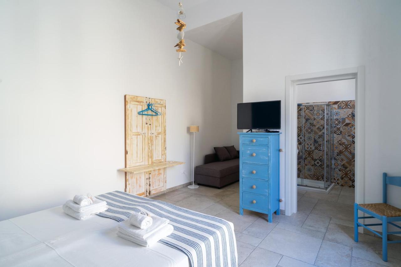 Li Perrini Boutique B&B Acquarica Luaran gambar